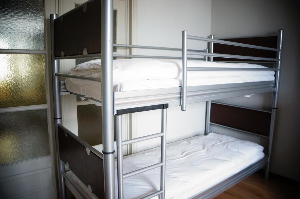 Es Hostel Saint-Gilles Δωμάτιο φωτογραφία